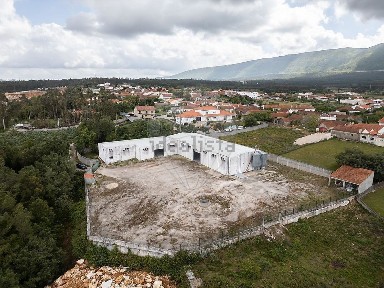 Armazém à venda em Aljubarrota