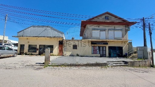 Armazém à venda na Rua de São Bernardo