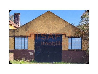 Armazém à venda em Alvaiázere