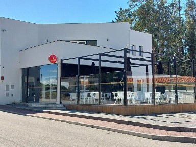 Espaço comercial à venda na Rua do Parque Desportivo