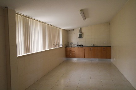 Armazém à venda em Évora de Alcobaça