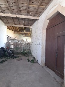 Armazém à venda na Estrada Principal