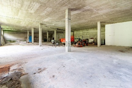 Espaço comercial à venda na Rua de Santo António, 1