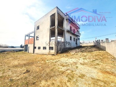 Armazém à venda em Pedrógão Grande