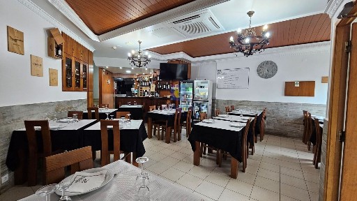 Espaço comercial à venda na Rua Camb les Bains