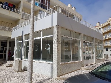 Espaço comercial à venda na Rua José Ramos