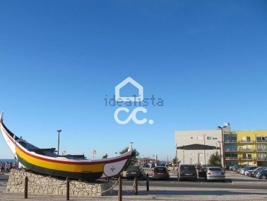 Espaço comercial à venda em Vieira de Leiria