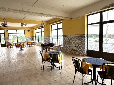 Espaço comercial à venda na Rua Maré Viva