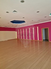 Espaço comercial à venda na Rua Principal
