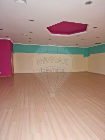 Espaço comercial à venda em Quinta da Casinha