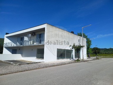 Espaço comercial à venda em Pussos São Pedro