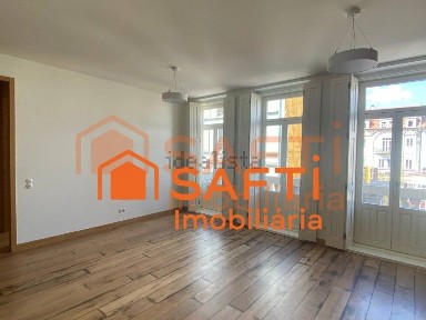 Arrendamento de apartamento T3 na Rua da Paz