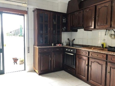 Arrendamento de apartamento T4 em Santa Comba Dão