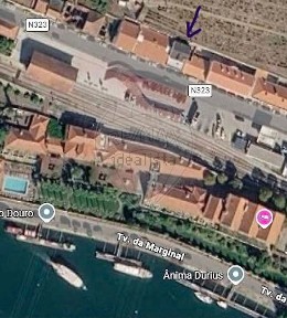 Espaço comercial à venda na Rua da Capela