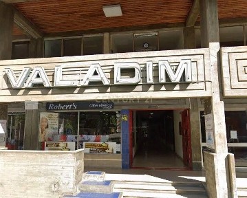 Espaço comercial à venda na Avenida Tenente Valadim, 7