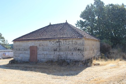 Armazém à venda em Lugar das Fragas s/n