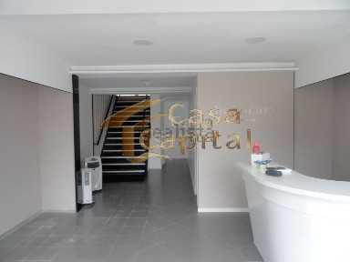Espaço comercial à venda em Vila Real