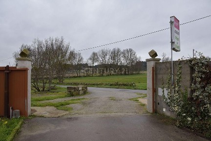 Espaço comercial à venda na Rua Veiga da Granja