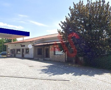 Adoufe e Vilarinho de Samardã, Rua Doutor Manuel de Arriaga, 21