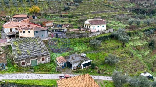 Armazém à venda em Nogueira e Ermida
