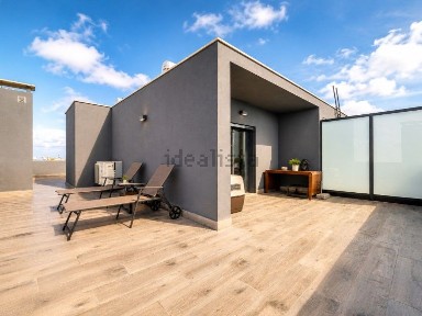 Duplex à venda na Corte Esteval