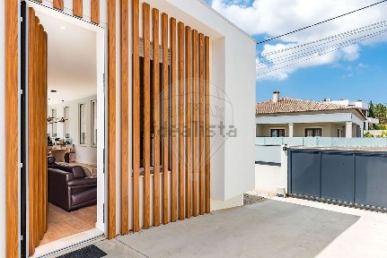 Amora, Belverde, Rua das Margaridas, 22