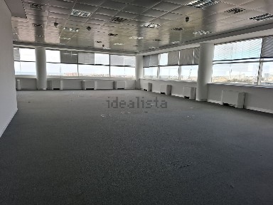 Arrendamento de escritório privado na Rua Daciano Baptista Marques