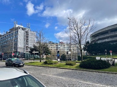 Arrendamento de escritório privado na Rua de Gonçalo Cristóvão