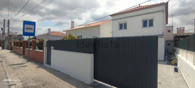 Andar de moradia à venda na Avenida Dom Manuel l