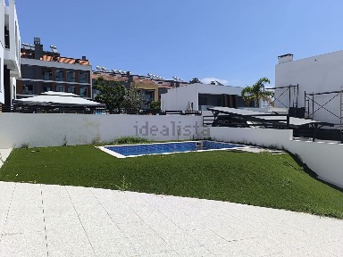 Corroios, Vale de Milhaços, Rua Infante Dom Henrique