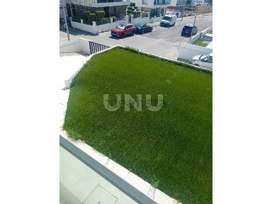 Moradia independente à venda no Vale de Milhaços