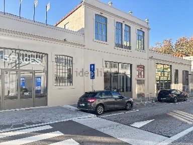 Arrendamento de escritório com espaços partilhados na Avenida Menéres, 640