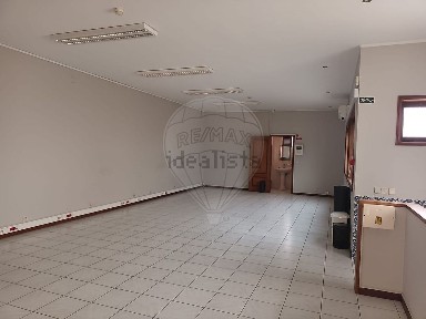 Arrendamento de escritório na Rua dos Verdes