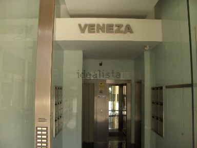 Arrendamento de escritório privado na Rua Júlio Dinis