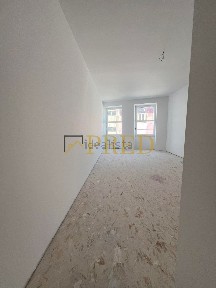 Arrendamento de escritório na Rua da Alegria