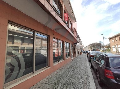 Paços de Ferreira, Rua Dom João I, 47