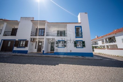 Moradia independente à venda em Porto Covo