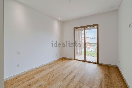 Duplex à venda na Rua dos Correios s/n