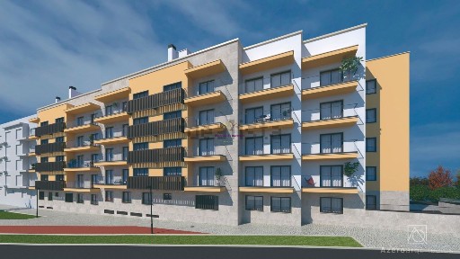 Duplex à venda na Rua Provedor Nuno Álvares Pereira s/n