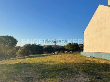 Monte alentejano à venda na Rua António Pereira Barradas, 18