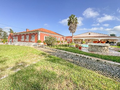 Moradia independente à venda na Quinta do Chão Duro