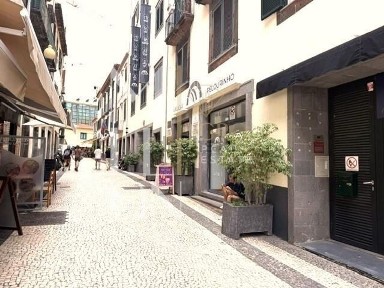 Espaço comercial à venda na Rua Direita, 29