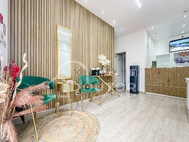 Espaço comercial à venda em Santo António