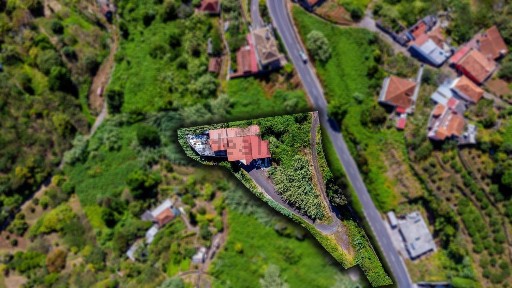Armazém à venda na Estrada Dom Manuel I, 224