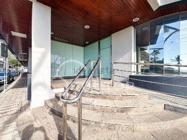 Espaço comercial à venda na Rua Dr. Nicodemos Pereira, 1