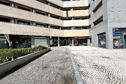 Espaço comercial à venda na Rua da Quinta Nova s/n