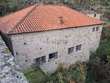 Armazém à venda na Rua Ponte Pequena