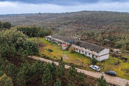 Armazém à venda em Lobão da Beira
