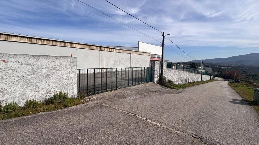 Armazém à venda em Pinheiro