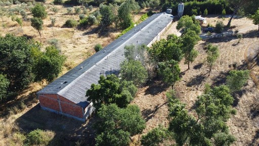 Armazém à venda em Cabanas de Viriato